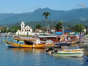 Paraty boten Around The World Travel