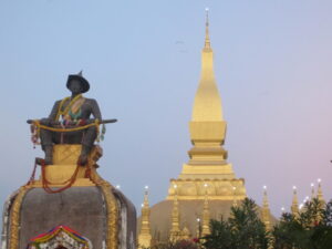 Dag 7 Vientiane - Laos - Around The World Travel
