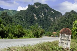 Dag 6 transfer Laos - Around The World Travel